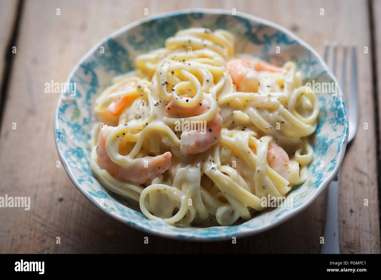 Creamy pasta linguine with prawns Stock Photo Alamy