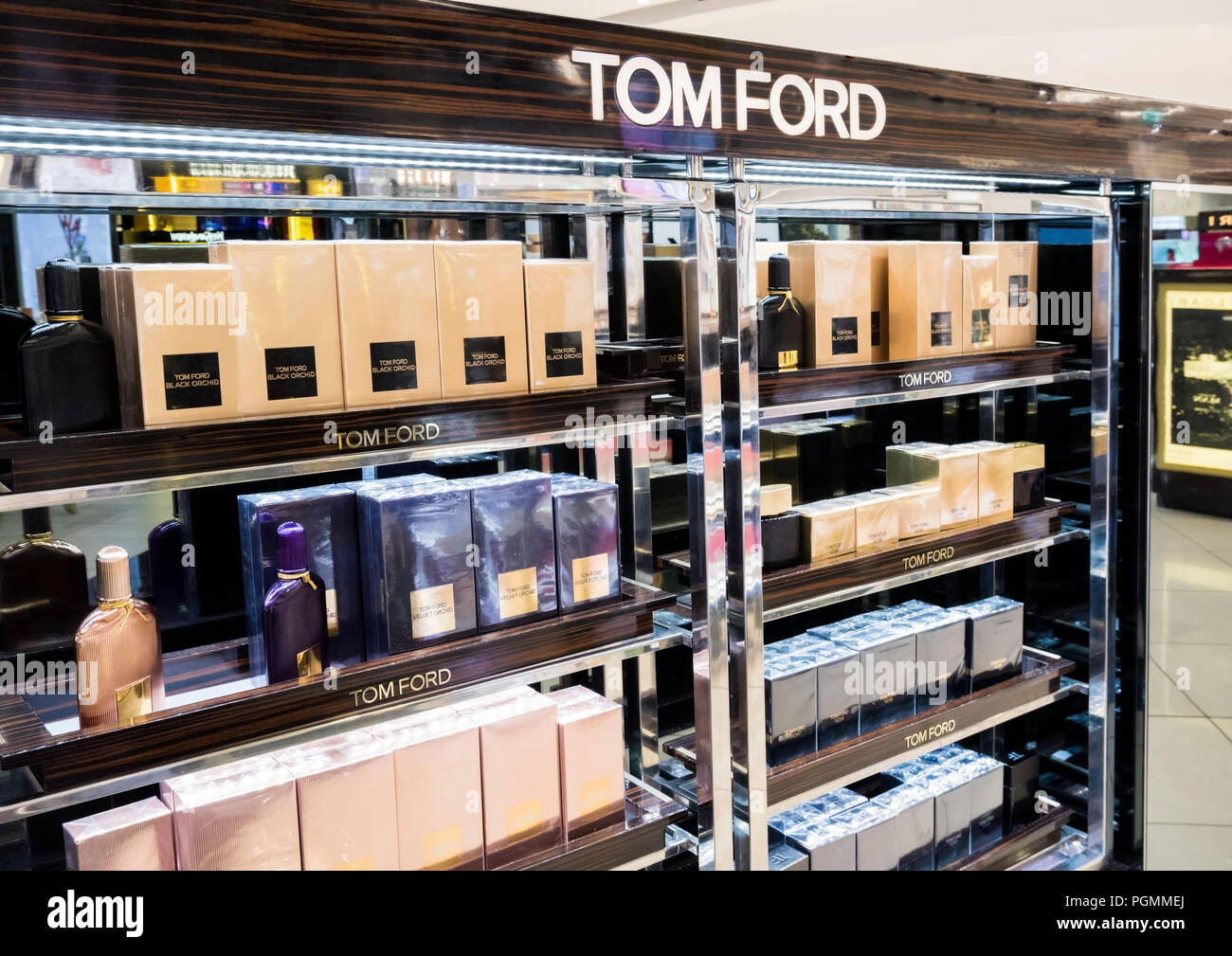 TOM FORD  The Perfume Shop