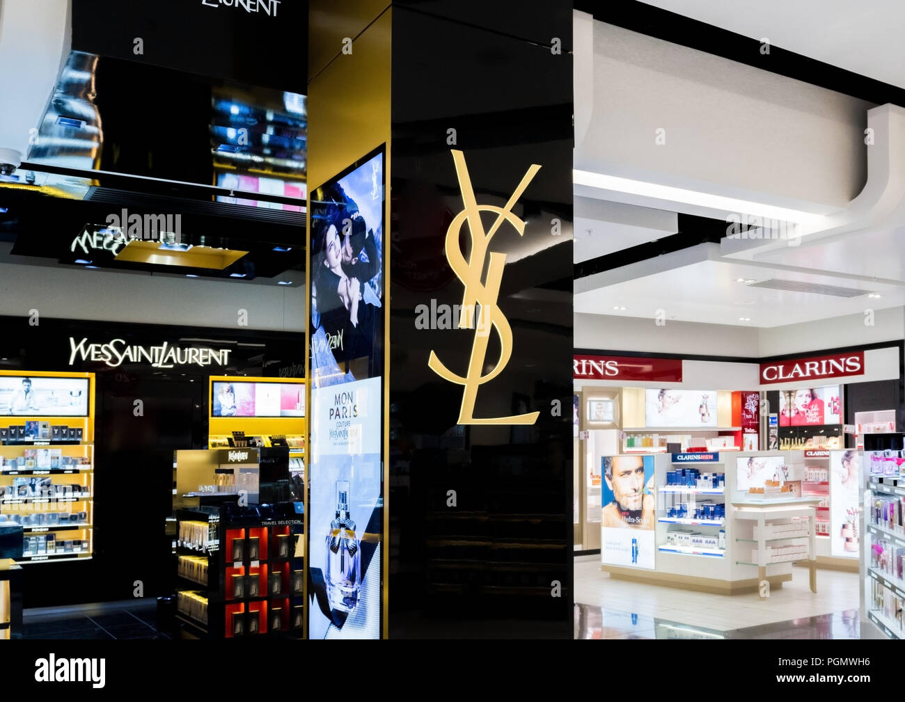 Yves Saint Laurent Store Front Stock Photos & Yves Saint Laurent Store Front Stock Images - Alamy