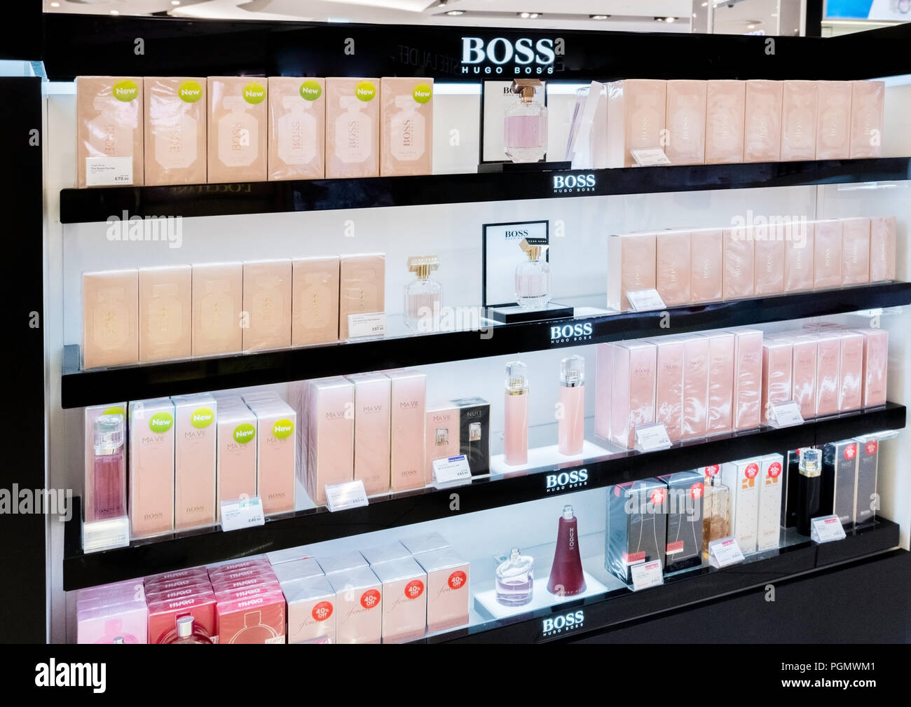 LONDON, UK - AUGUST 31, 2018: Hugo Boss perfume and cosmetic makeup luxury  collection in boutique store. Elegant shop Stock Photo - Alamy