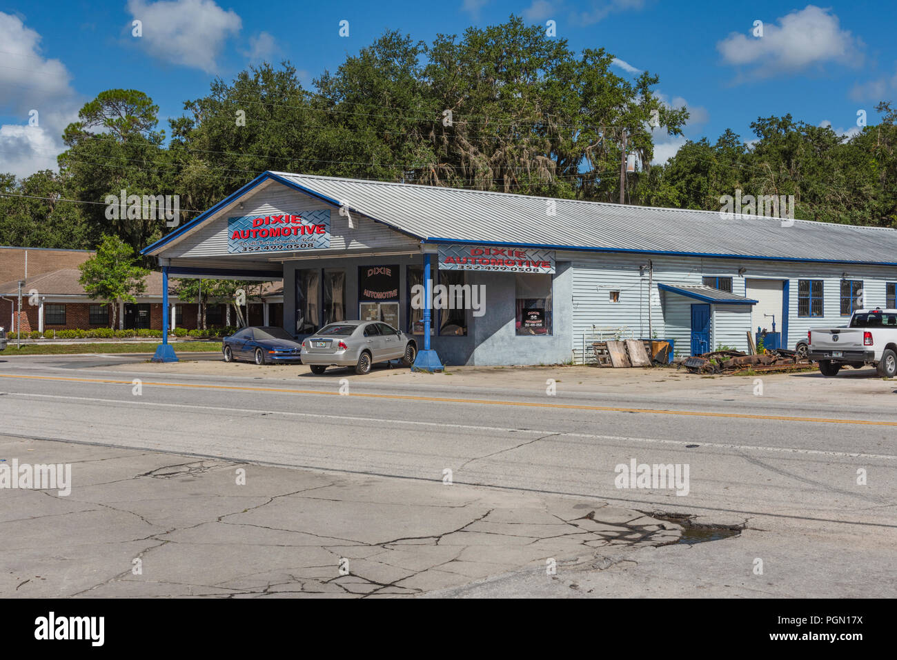 Dixie Automotive Weirsdale, Florida Stock Photo