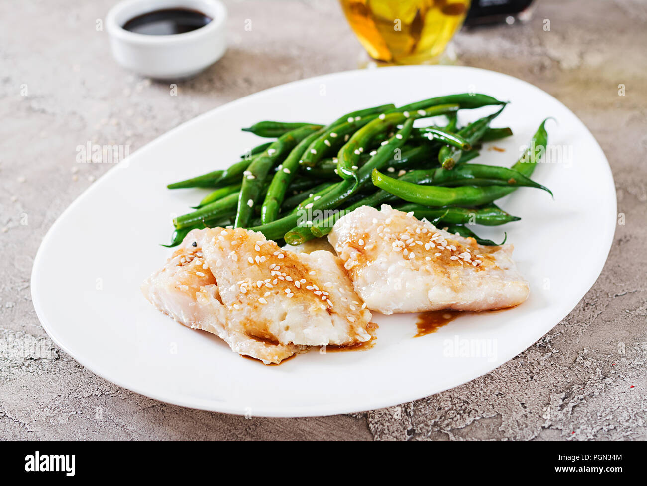 минтай со стручковой фасолью. форель со стручковой фасоль. рыба со стручковой фасолью. рыба со стручковой фасолью. рыба со стручковой фасолью.