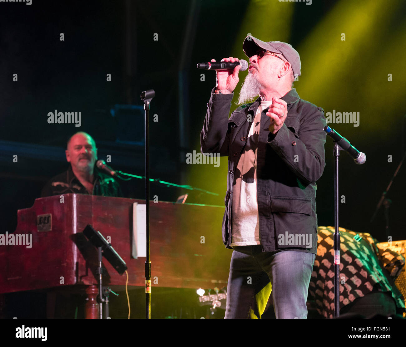 Chris Thompson Singer Chris thompson manfred manns earth band hi-res stock photography and ...