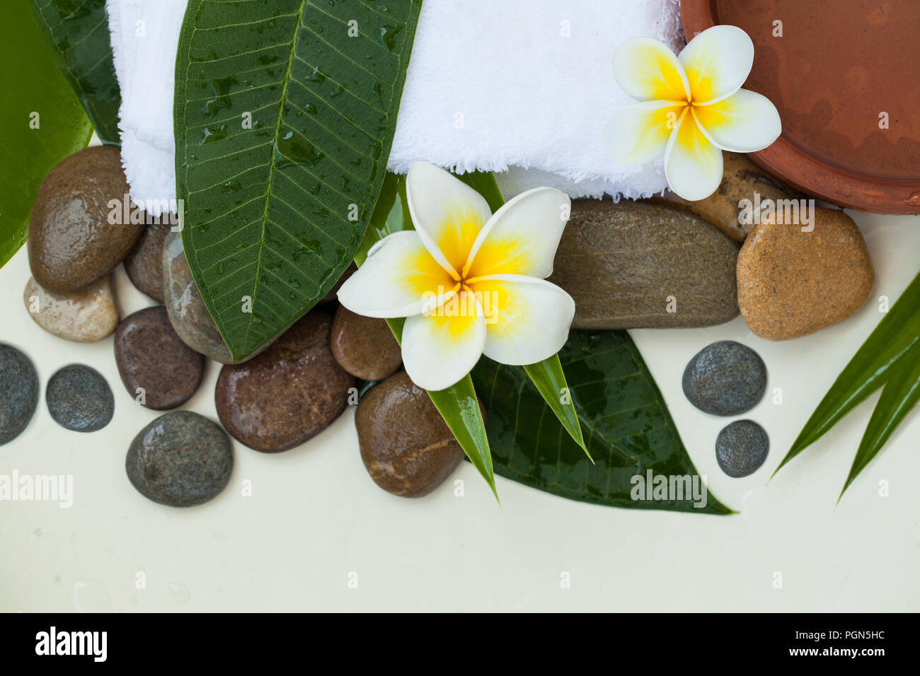Beautiful spa composition flat hi-res stock photography and images - Alamy