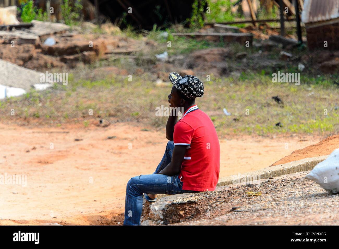 Ghana west africa ashanti village hi-res stock photography and images ...