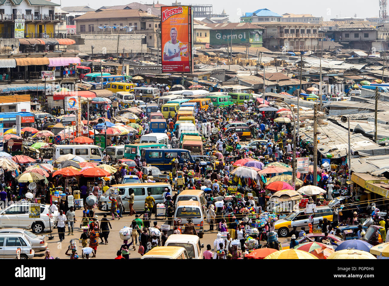 Kumasi market hi-res stock photography and images - Alamy