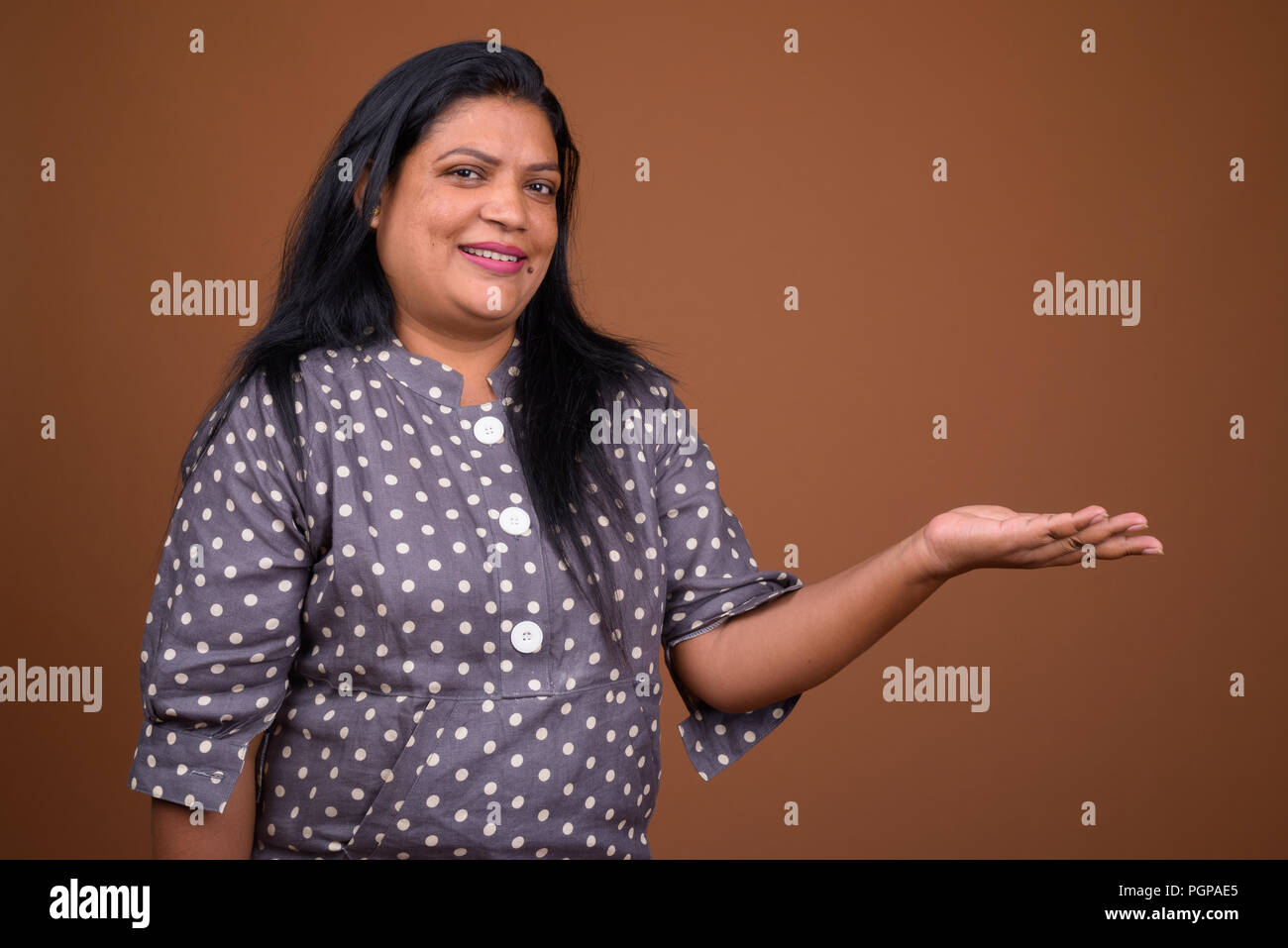 Mature indian woman hi-res stock photography and images - Alamy