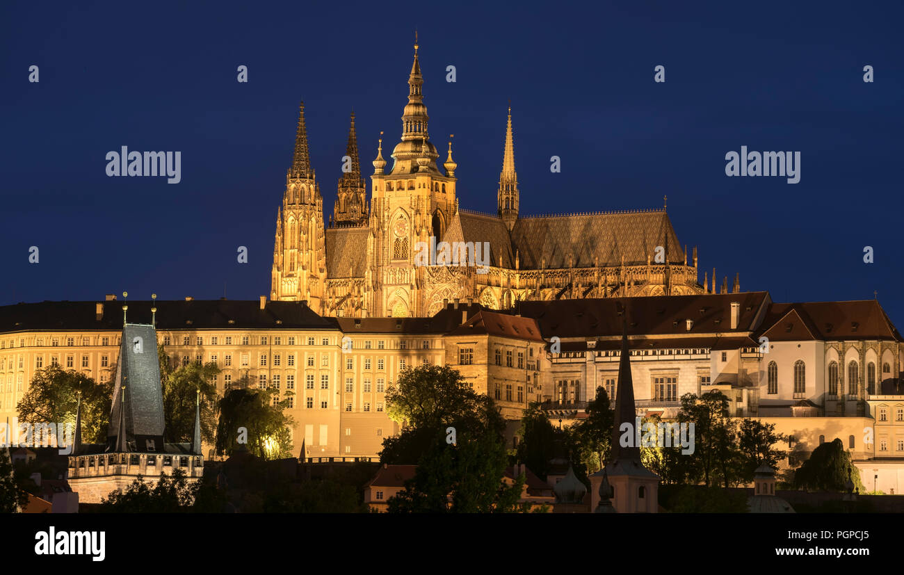 Prague Castle Blue Hour High Resolution Stock Photography And Images Alamy