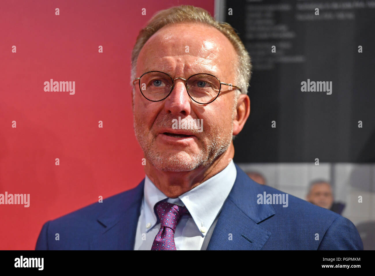 Karl Heinz RUMMENIGGE, (Management Chairman), single image, single motif,  portrait, portrait, portrait. Bastian SCHWEINSTEIGER shot in the Hall of  Fame in the Erlebniswelt of FC Bayern Muenchen in the ALLIANZ ARENA on