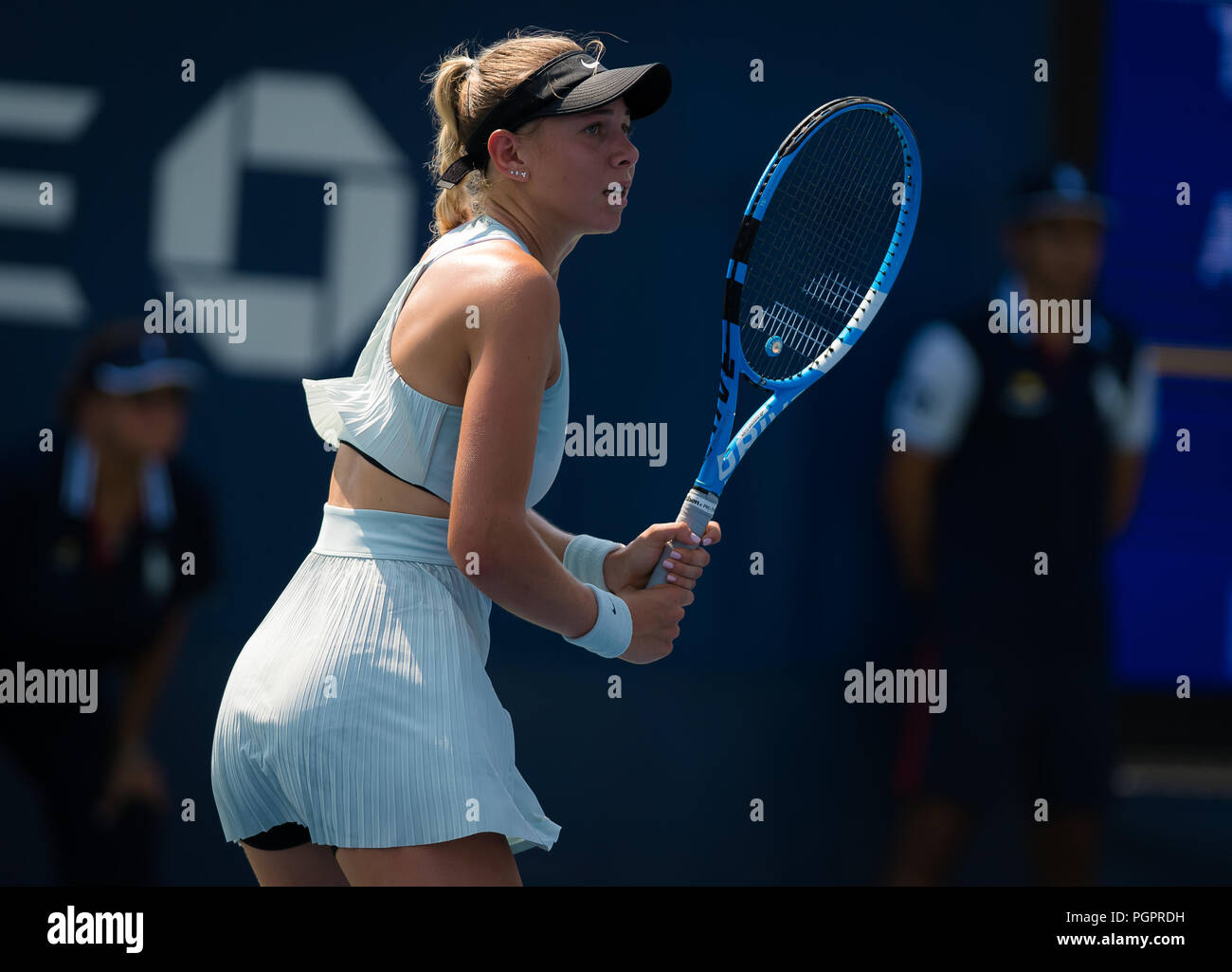 New York, USA. 28th August 2018. Amanda Anisimova of the United States in  action during the first round of the 2018 US Open Grand Slam tennis  tournament. New York, USA. August 28th