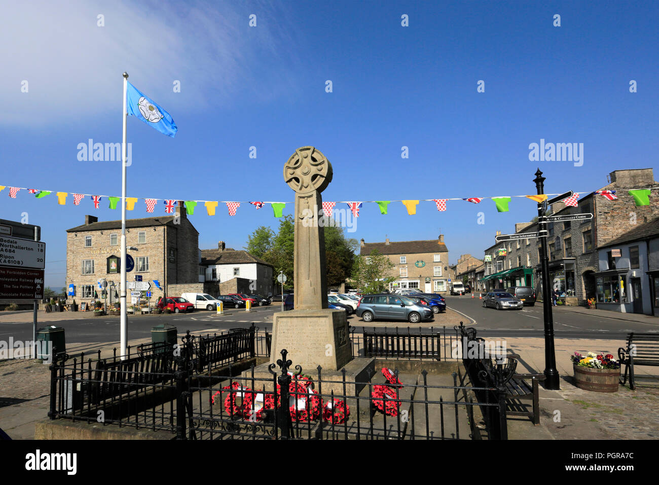 The War memorial, Leyburn market town, Richmondshire, North Yorkshire, England Stock Photo