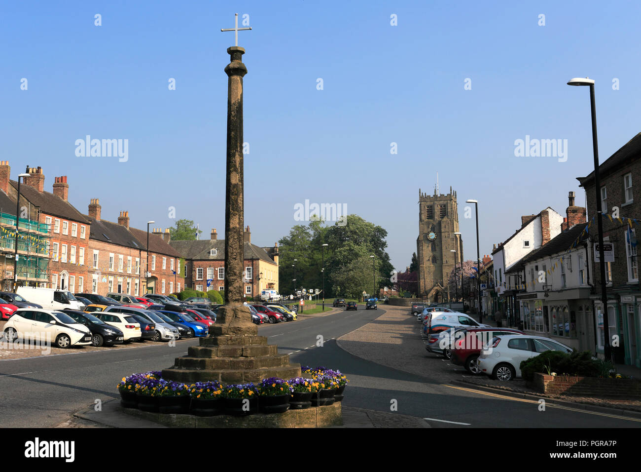 The Market Cross, Bedale market town, Hambleton, North Yorkshire ...