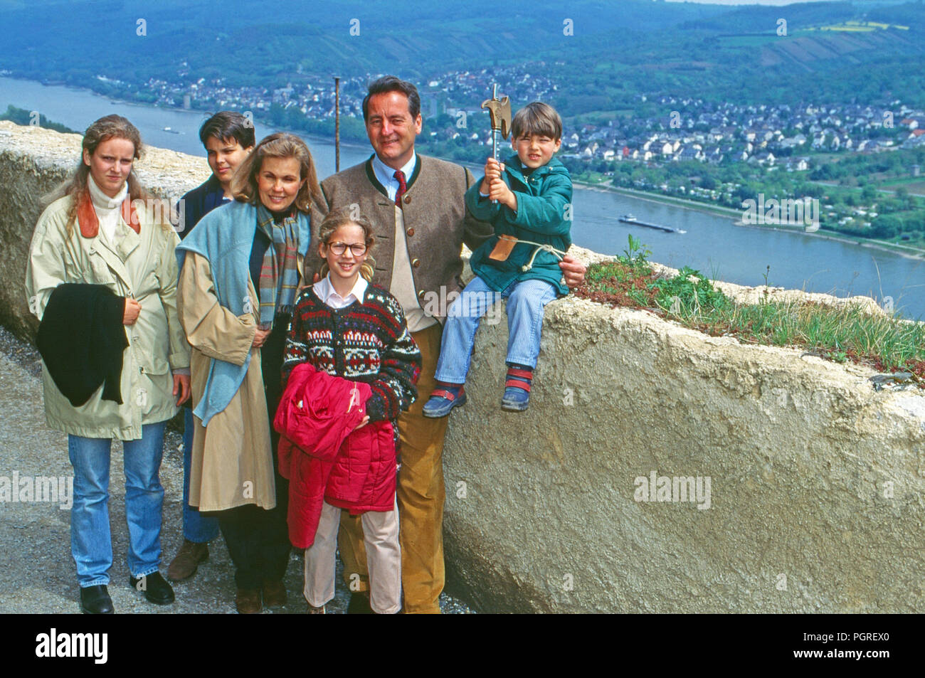 Alexander Fürst zu Sayn Wittgenstein Sayn mit Gemahlin Gabriela und den