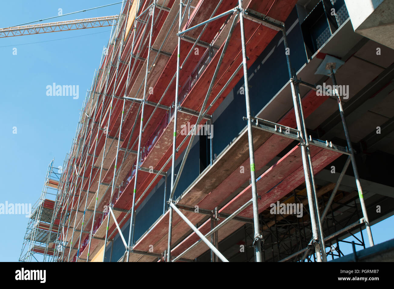 Baugerüst und Bauzaun für Baustellen Stock Photo