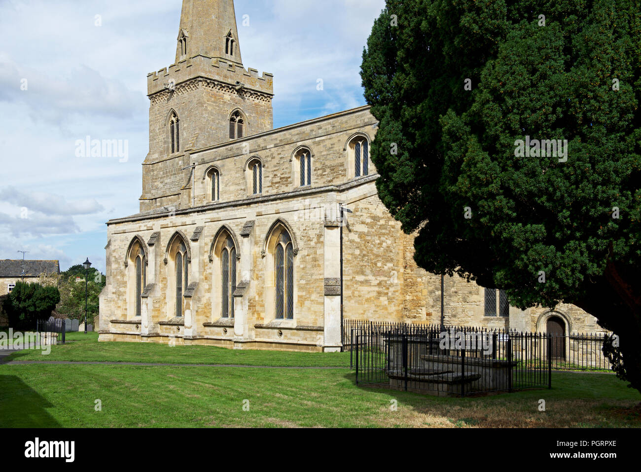 St James Church, Thrapston, Northamptonshire, England UK Stock Photo