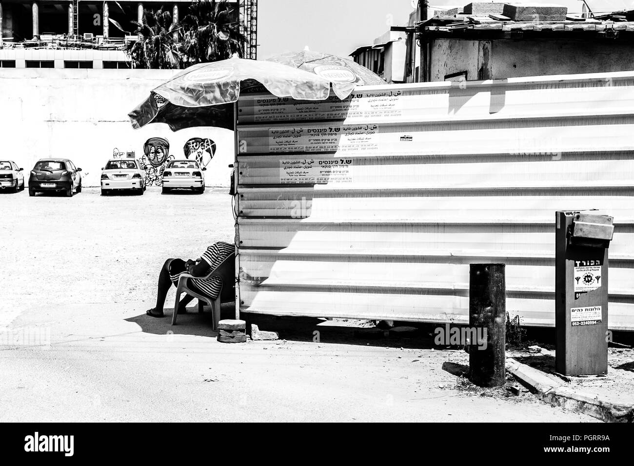 Tel aviv street Black and White Stock Photos & Images - Alamy