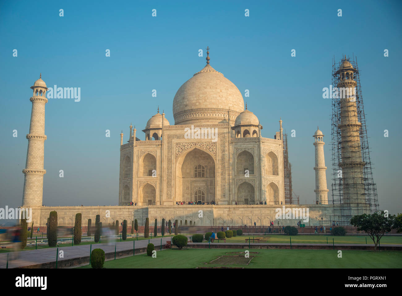 Taj Mahal main image 1