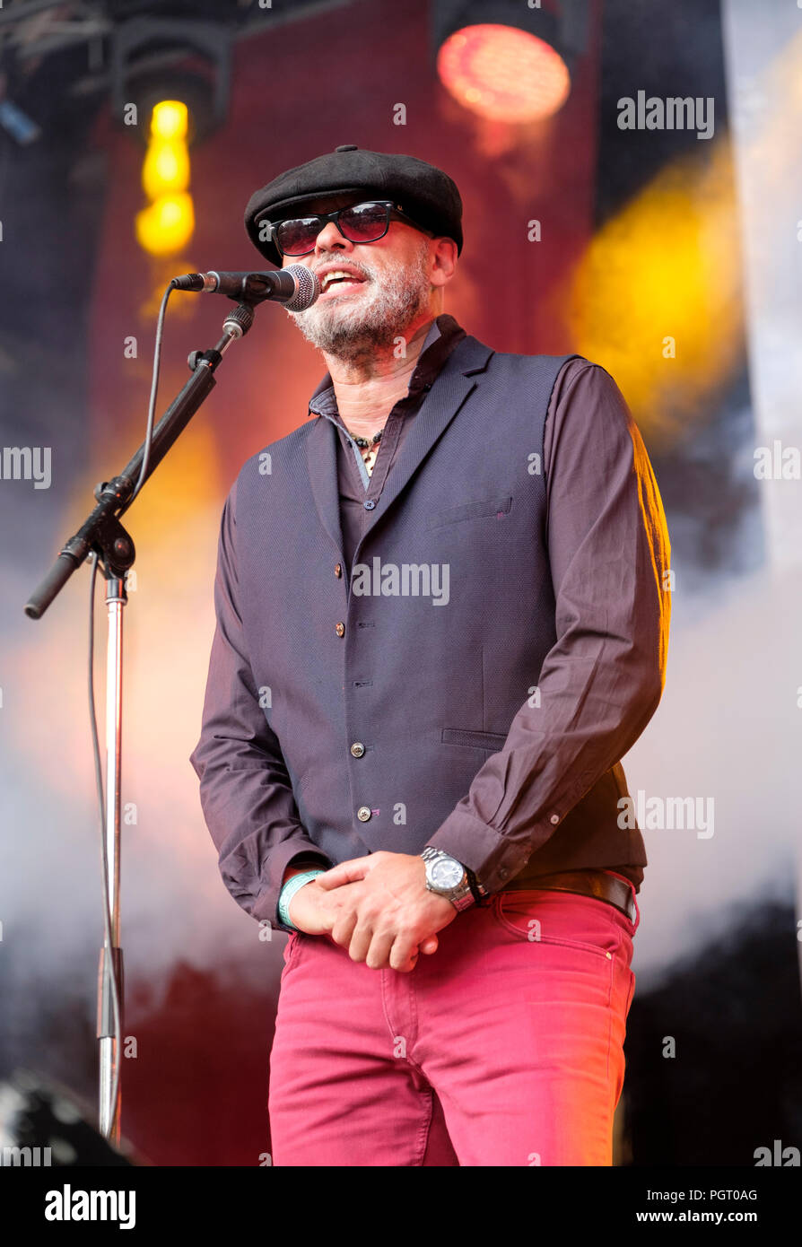 Garry Christian of The Christians performing at the Weyfest Music Festival, Tilford, UK. August 17, 2018 Stock Photo