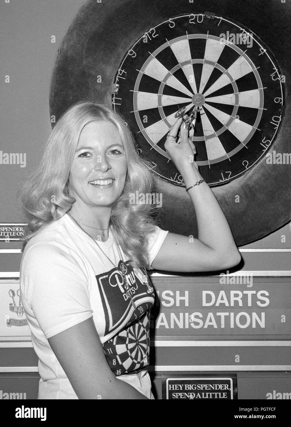 Maureen Flowers, of Stoke, Britain's number one darts player Stock