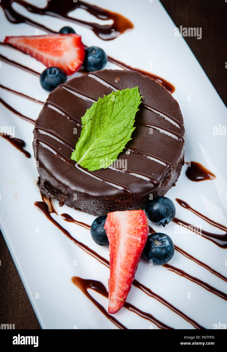 Chef Cuisinier Hi Res Stock Photography And Images Alamy