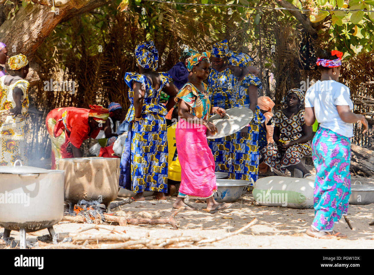 Diola KASCHOUANE, SENEGAL - APR 29, 2017: Unidentified Diola women in ...