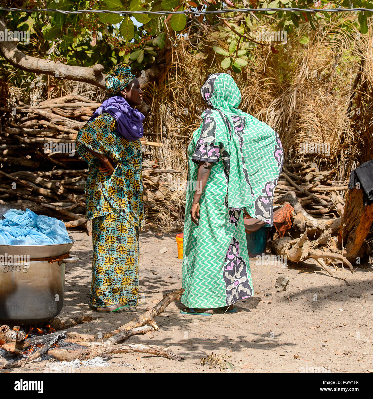 Diola Diola Tribe High Resolution Stock Photography and Images - Alamy