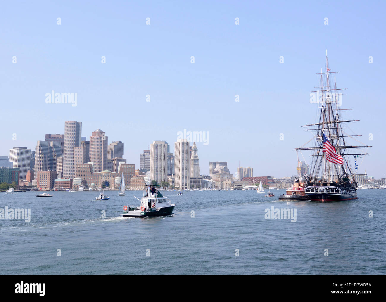 180824-N-AE894-0009 BOSTON (Aug. 24, 2018) USS Constitution is tugged out to Fort Independence on Castle Island during 'Old Ironsides' Chief Petty Officer Heritage Week underway. Chief Petty Officer Heritage Week is a week dedicated to mentoring the Navy's newest chiefs through naval history and heritage training aboard America's Ship of State, USS Constitution. (U.S. Navy photo by Seaman Donovan Keller/Released) Stock Photo