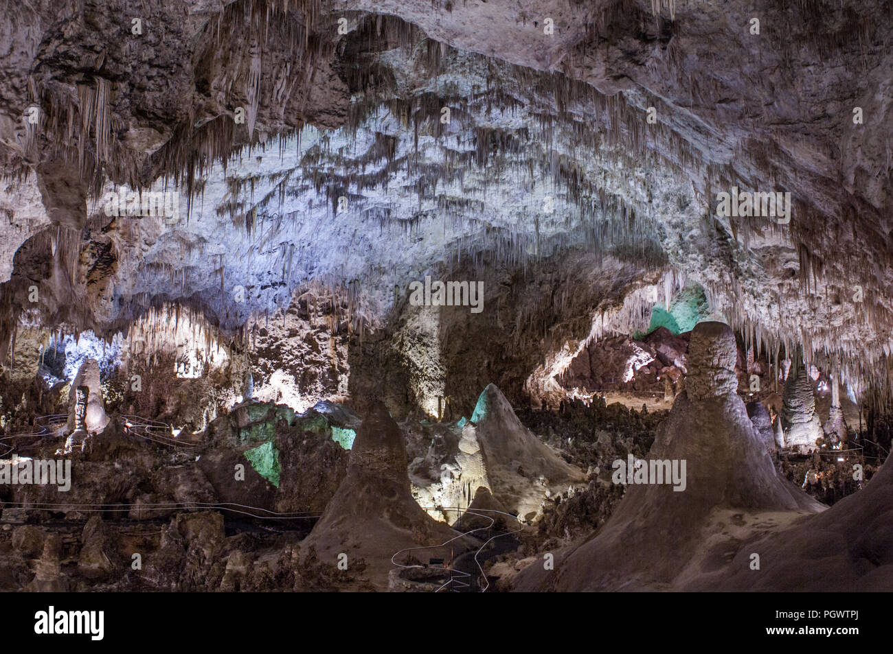 Geologic Formations inside Carlsbad Caverns, New Mexico Stock Photo Alamy