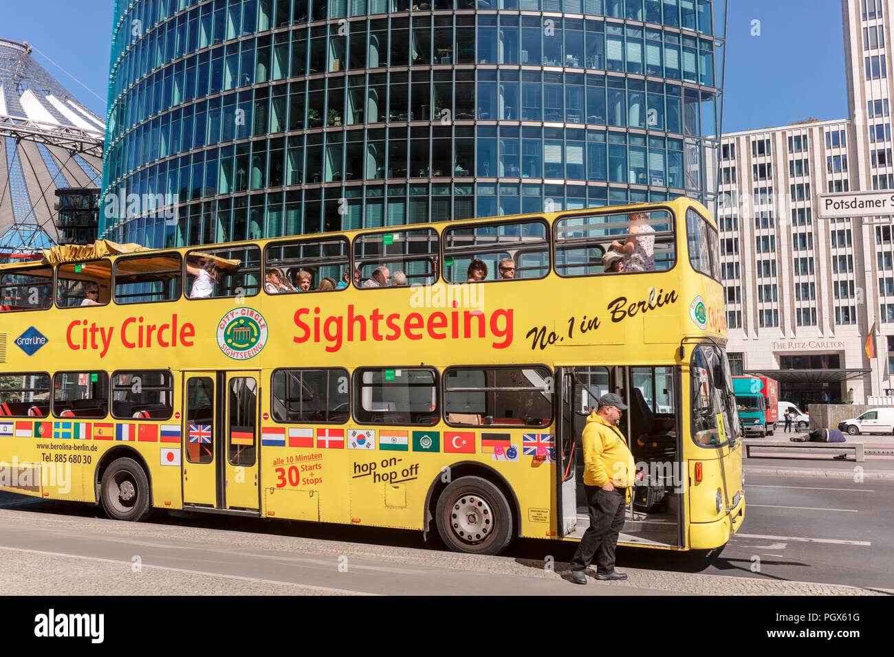 Berlin germany public transport bus hi-res stock photography and images ...