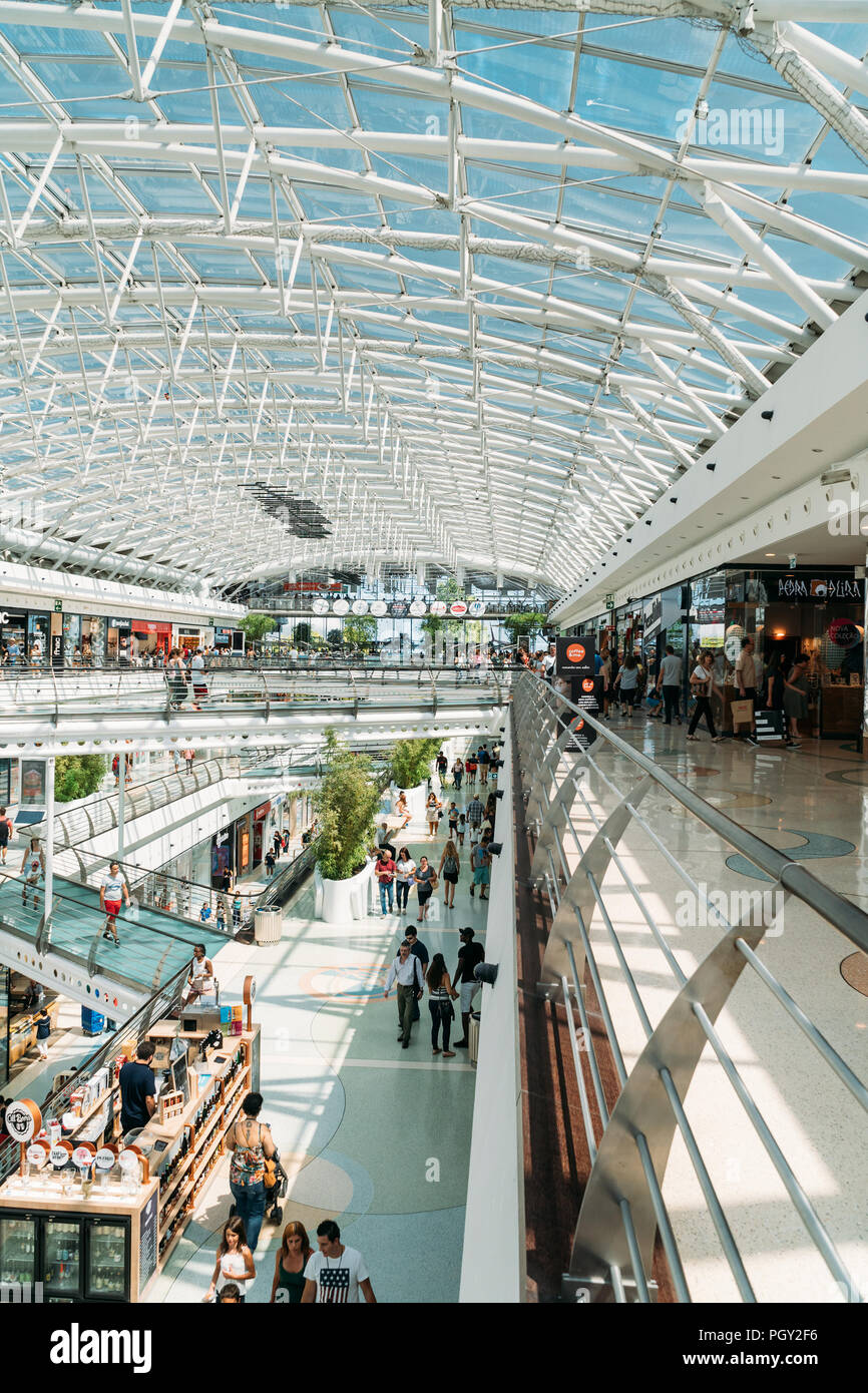 Vasco Da Gama Commercial Centre Mall High Resolution Stock Photography And Images Alamy