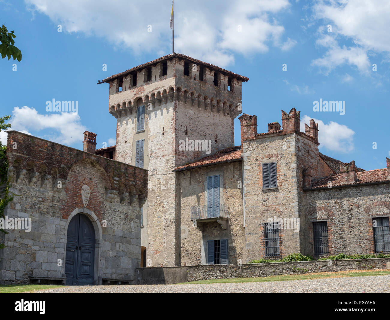 Somma Lombardo, Varese, Lombardy, Italy: exterior of the medieval castle  Stock Photo - Alamy