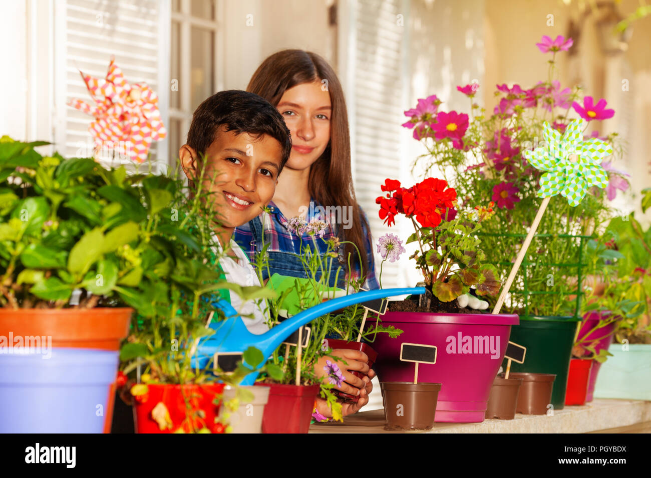 Indian girl preteen hi-res stock photography and images - Alamy