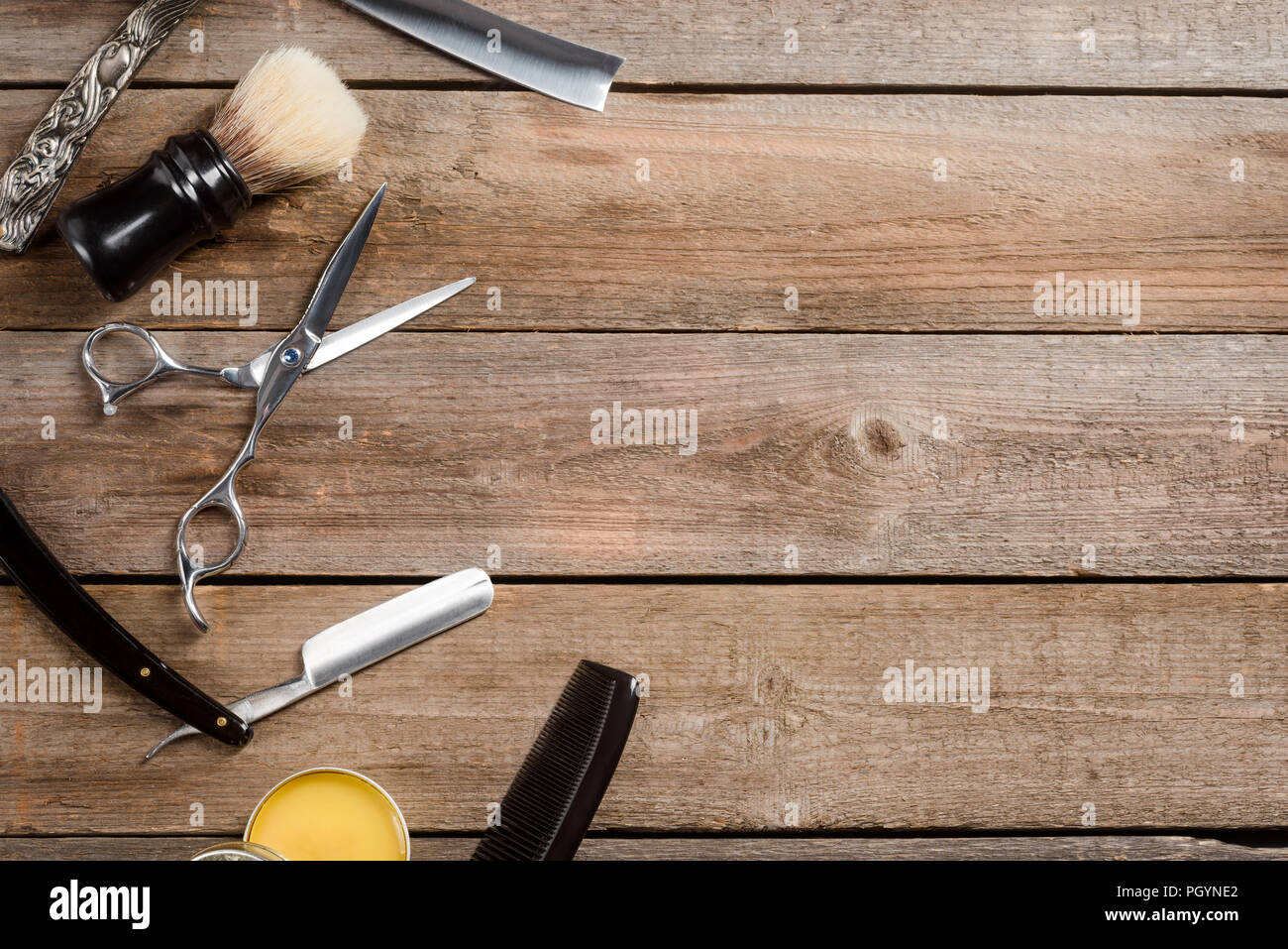 Straight razor, comb and scissors Stock Photo Alamy