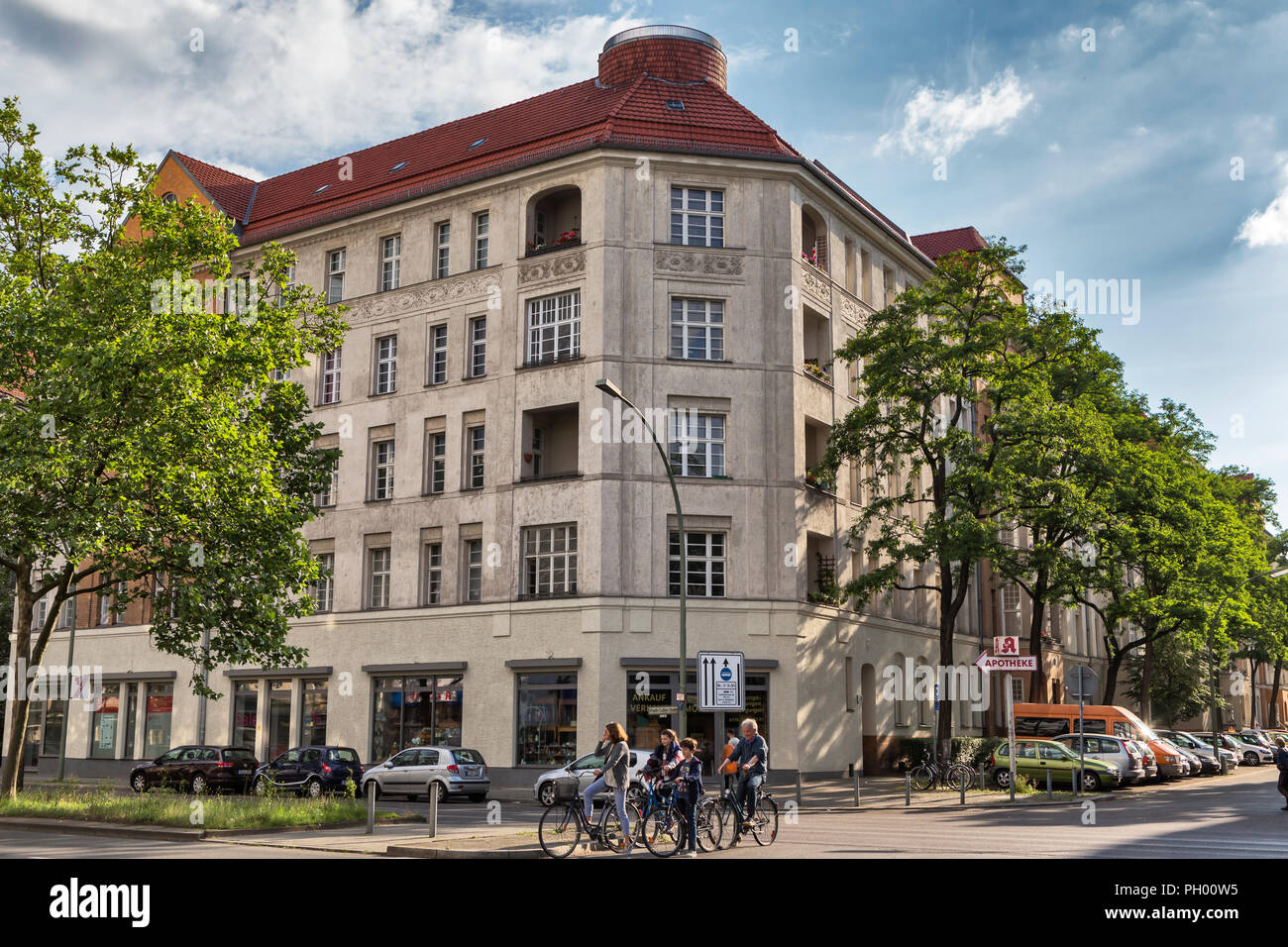 Vintage building, Schoneberg, Berlin, Germany Stock Photo - Alamy