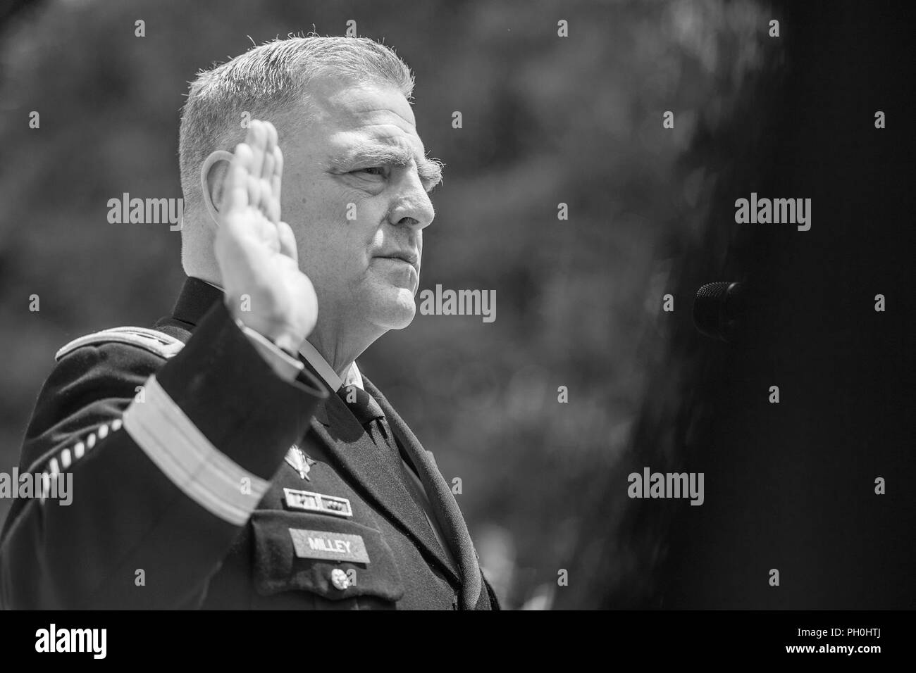 U.S. Army Chief of Staff Mark A. Milley swears in Soldiers assigned to the Old Guard at the 243rd Army Birthday cake cutting ceremony, Pentagon, Washington, D.C., June 14, 2018. Stock Photo