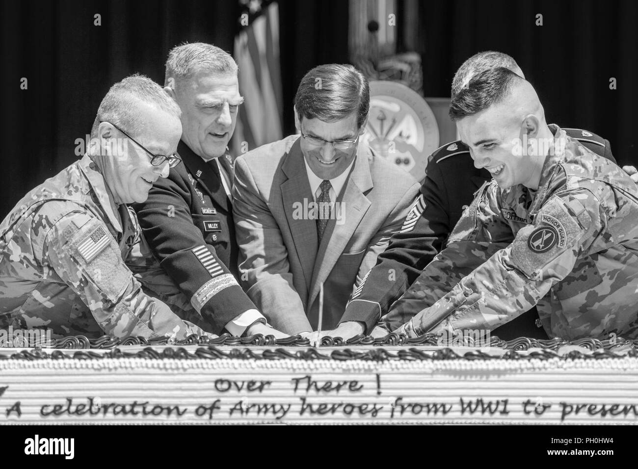 Army secretary dr mark t esper Black and White Stock Photos & Images Alamy