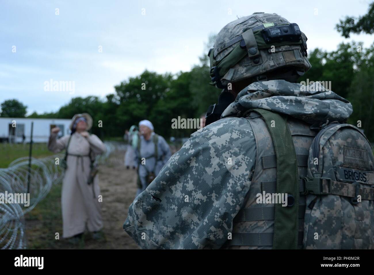 Fort drum main gate hires stock photography and images Alamy