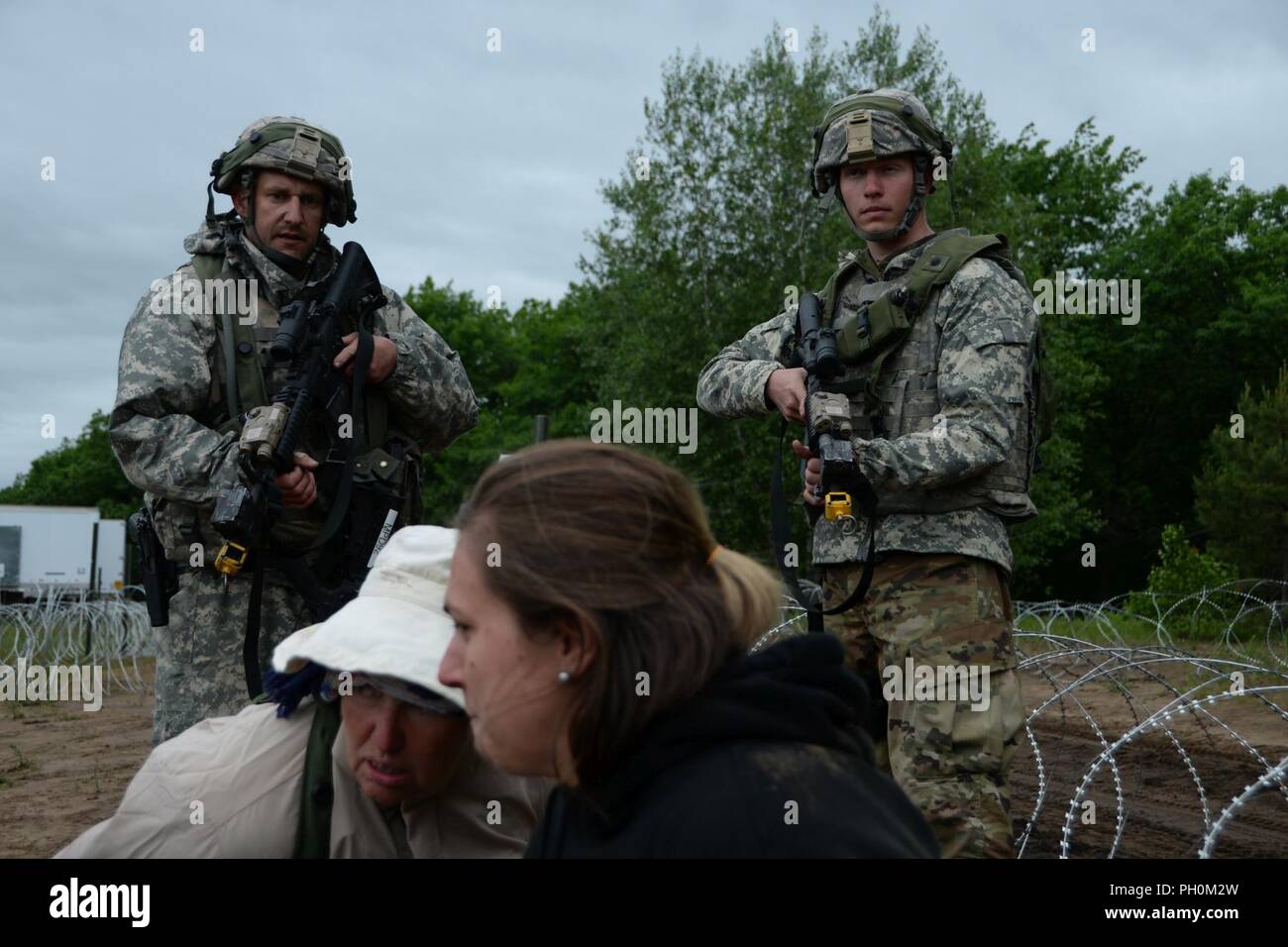 Fort drum main gate hires stock photography and images Alamy