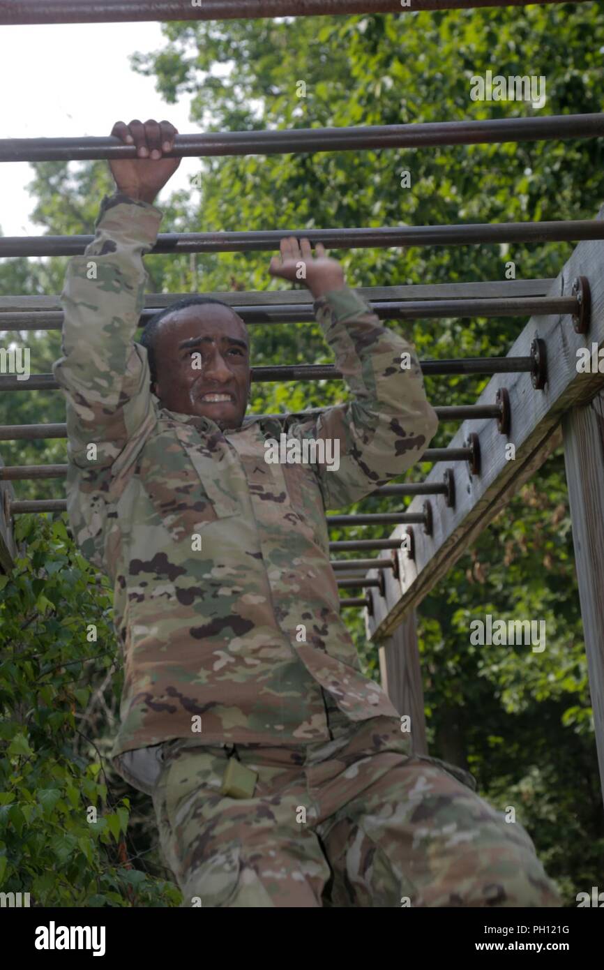 U.S. Army Pvt. Naod Alemayehu, assigned to the 192D HHD EOD Battalion ...