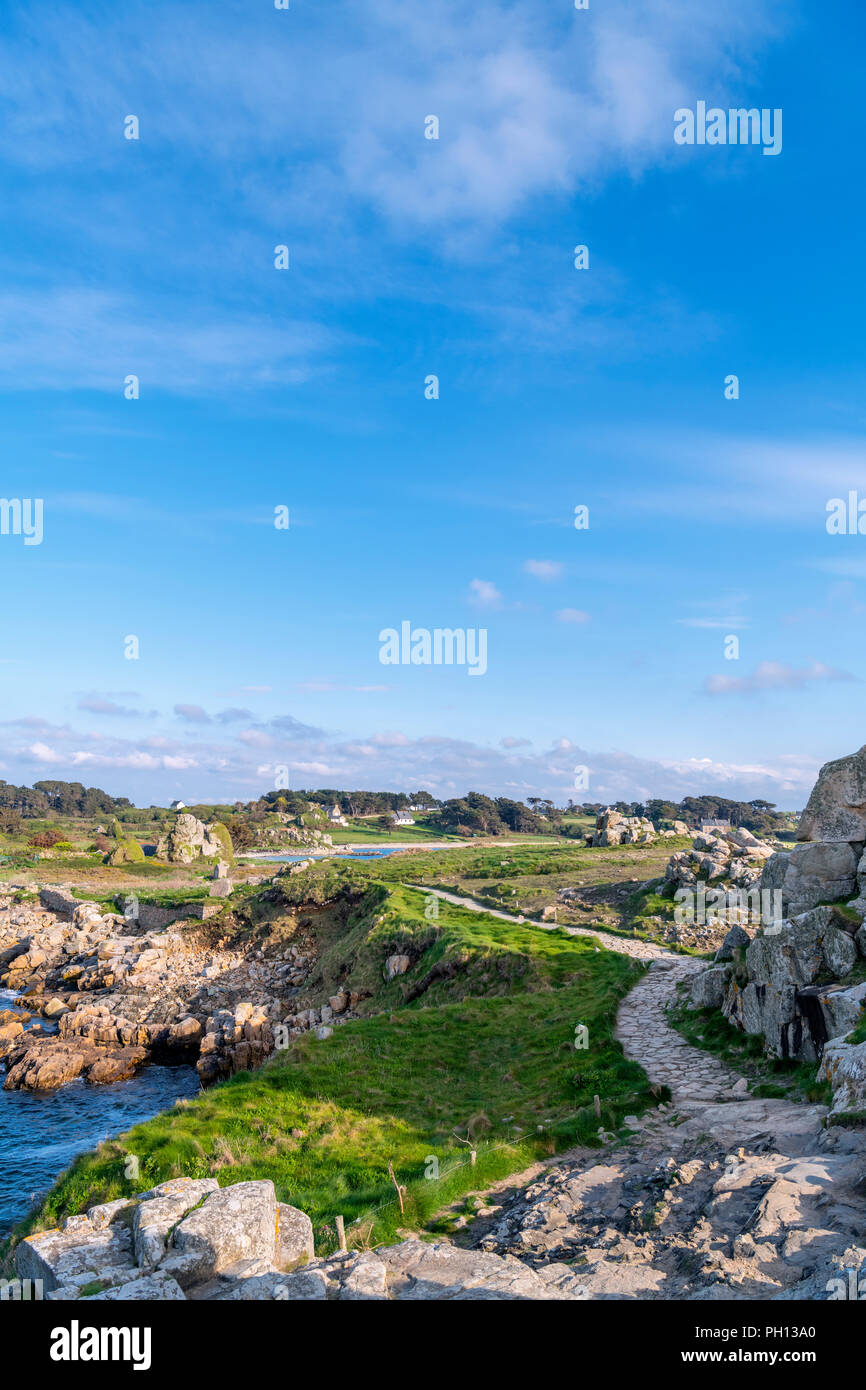 Le Gouffre du Castel-Meuru, Plougrescant, near Treguier, Cote de Granit Rose, Brittany, France Stock Photo