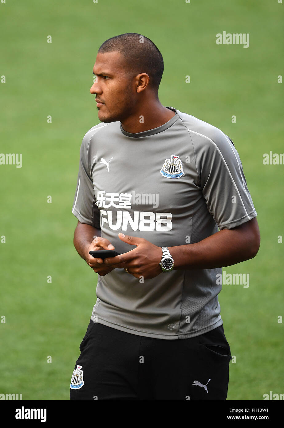 Newcastle United's Salomon Rondon on the pitch prior to the Carabao Cup,  second round match at the City Ground, Nottingham. PRESS ASSOCIATION Photo.  Picture date: Wednesday August 29, 2018. See PA story