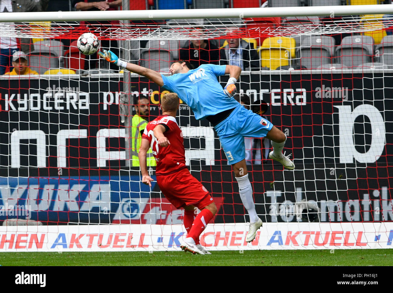 Fortuna dusseldorf goalkeeper hi-res stock photography and images - Alamy