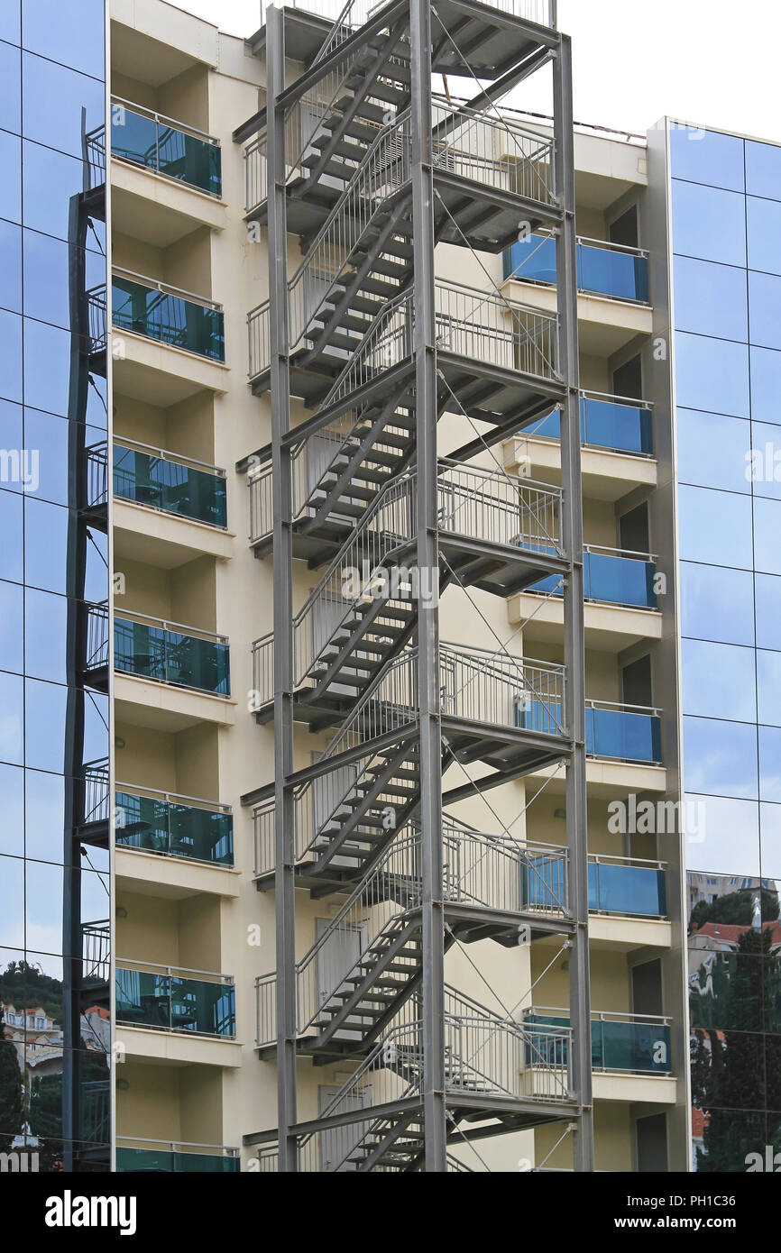 Building exterior fire escape stairs hires stock photography and