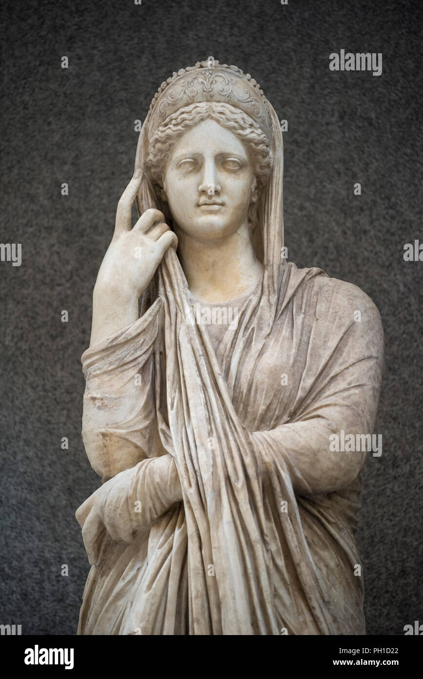 Rome. Italy. Pudicizia statue, Roman copy of Flavian era (1st C A.D) from a Hellenistic original. Braccio Nouvo, Chiaramonti Museum, Vatican Museums.  Stock Photo