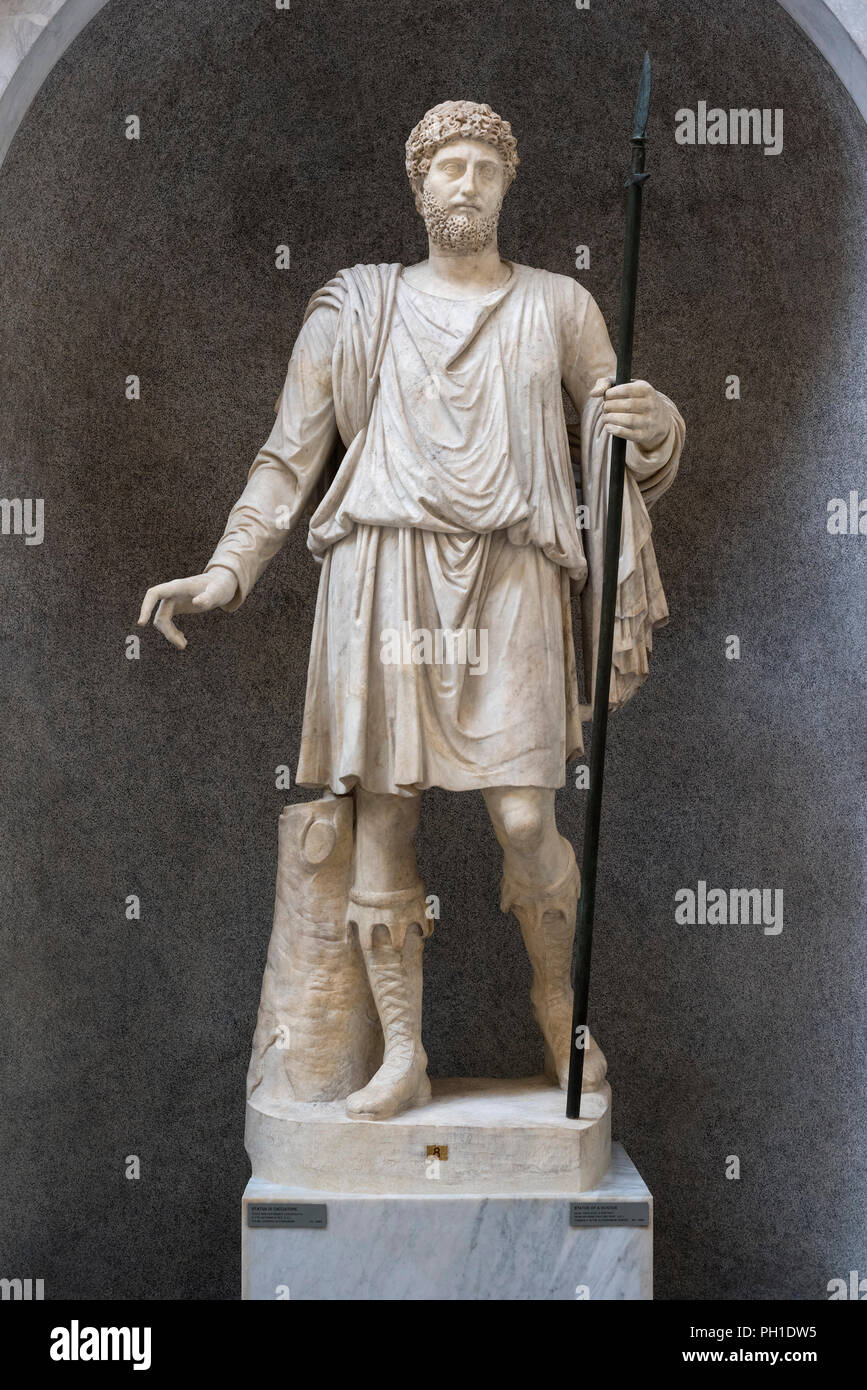 Rome. Italy. Statue of a Hunter, Roman portrait from Antonine era (2nd C A.D) Braccio Nouvo, Chiaramonti Museum, Vatican Museums. Musei Vaticani. Head Stock Photo