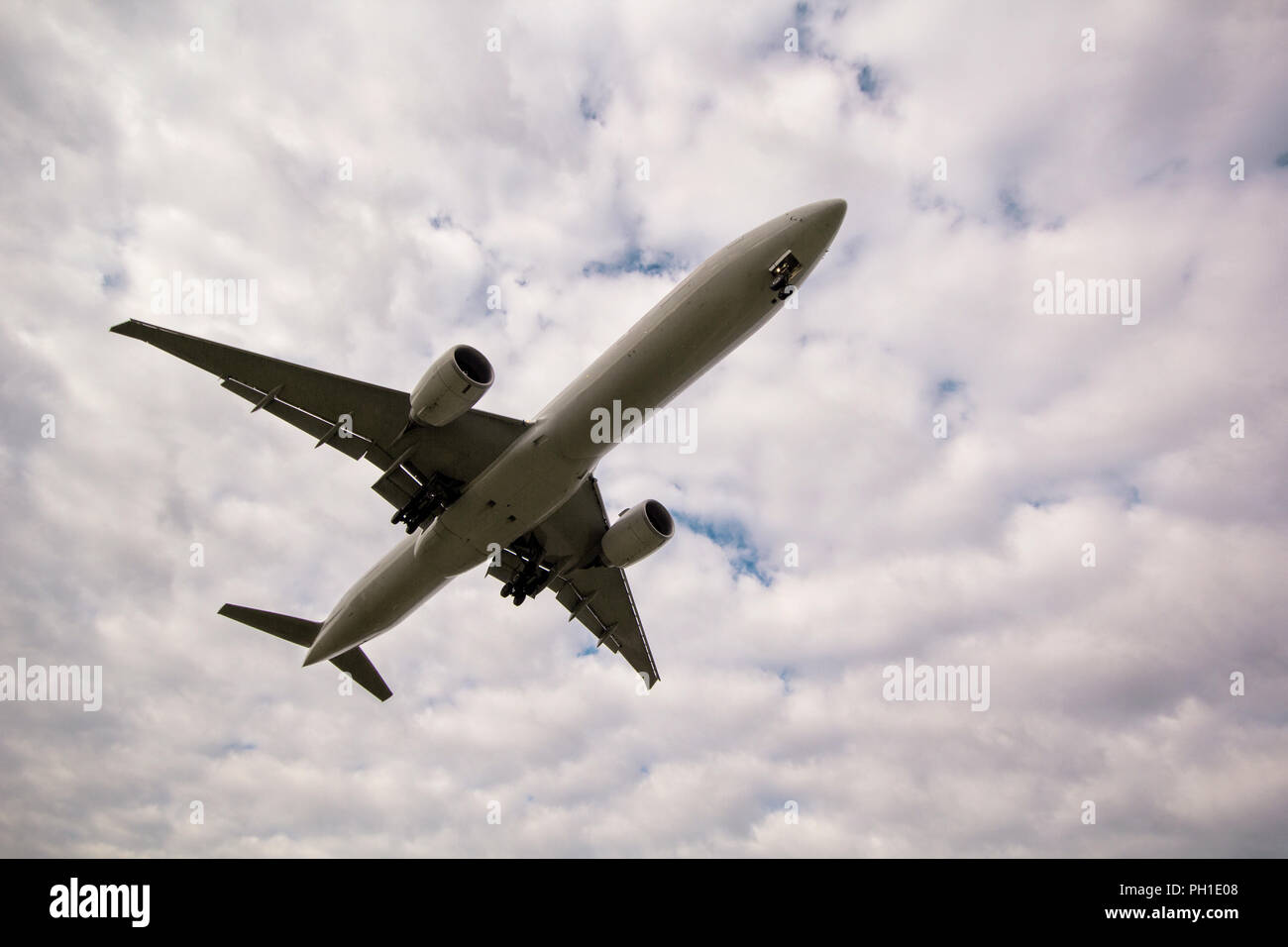 Cockpit overhead hi-res stock photography and images - Alamy