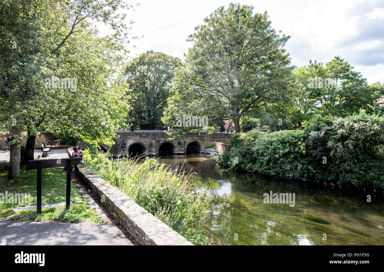 Wiltshire Rivers Salisbury avon river hi-res stock photography and images - Alamy