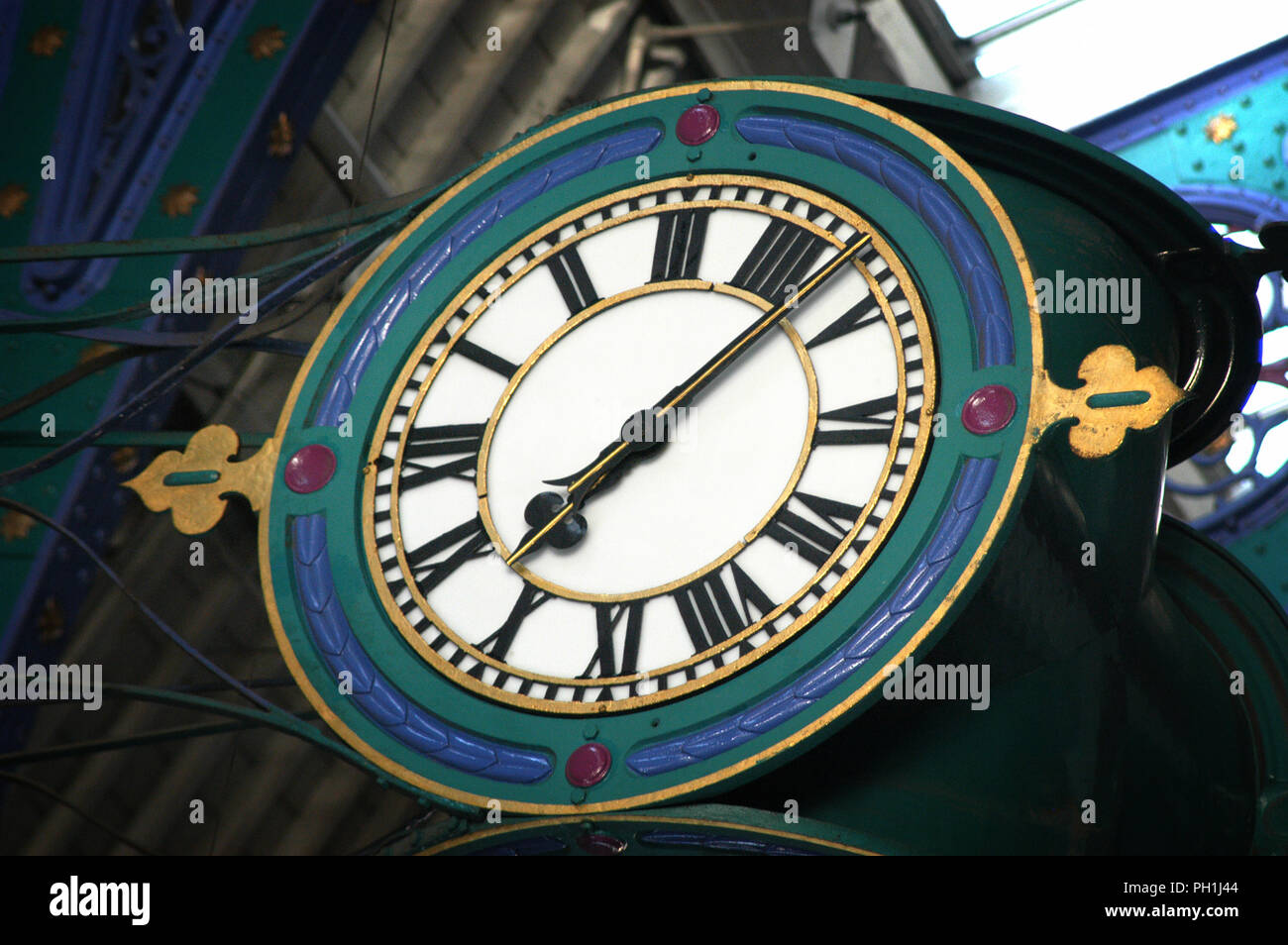 Large exterior bracket clock Stock Photo