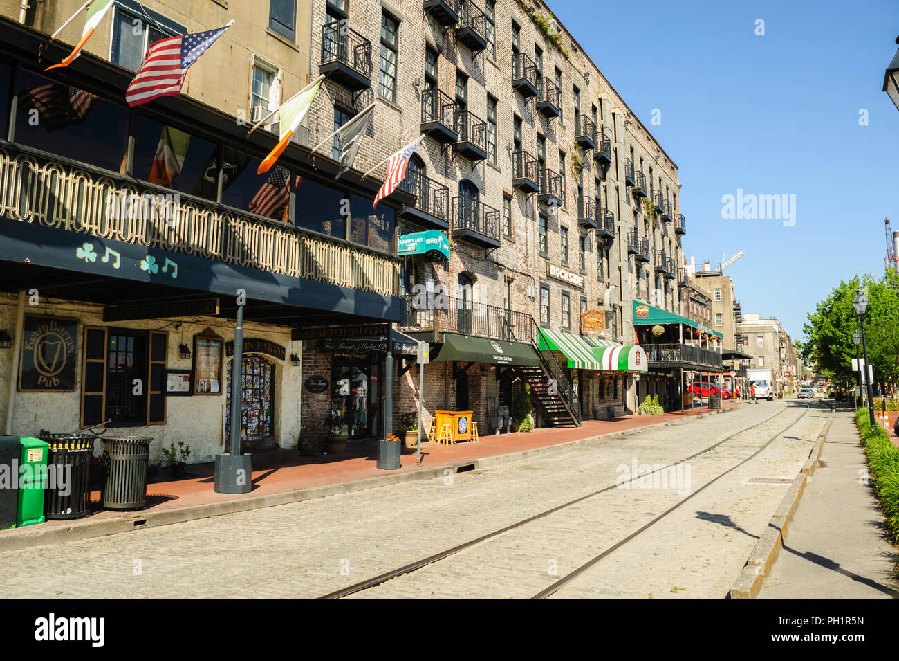 River Street In Downtown Savannah Georgia Stock Photo Alamy