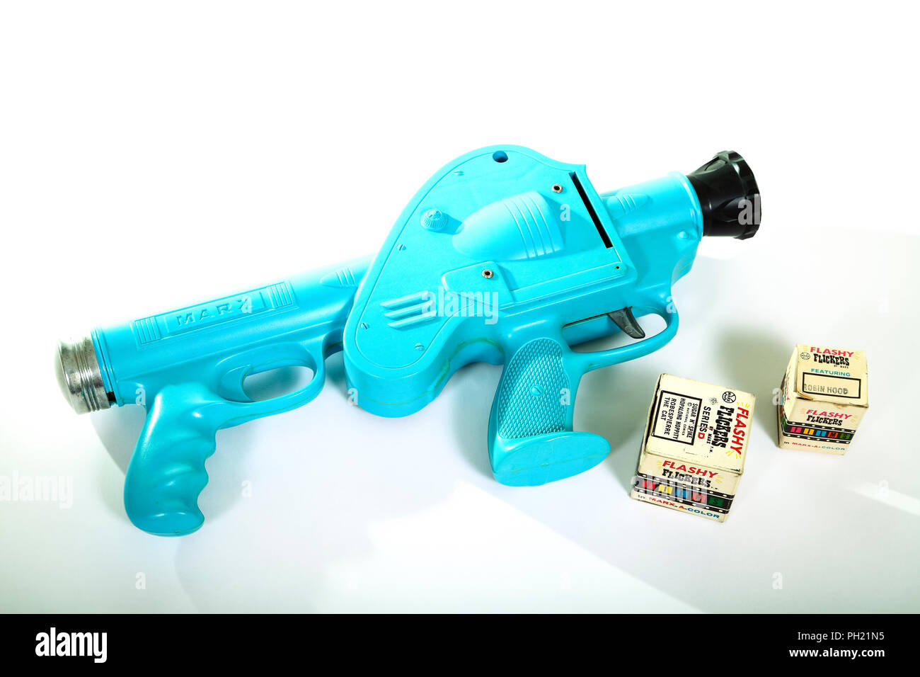 Vintage Marx toys Flashy Flickers magic picture gun toy from Vintage Marx toys Flashy Flickers magic picture gun toy from